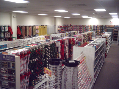 StoreFull1.jpg (210958 bytes)